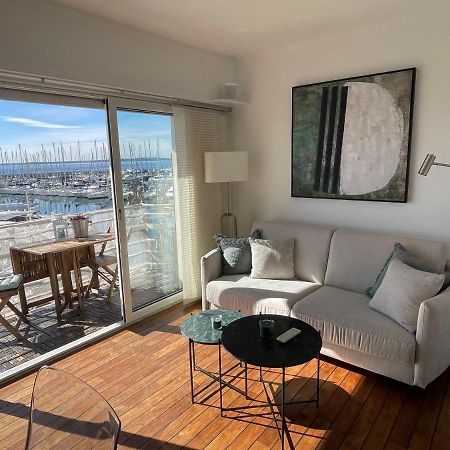 Le Petit Pinson Meerblick Port Golfe-Juan Exterior photo